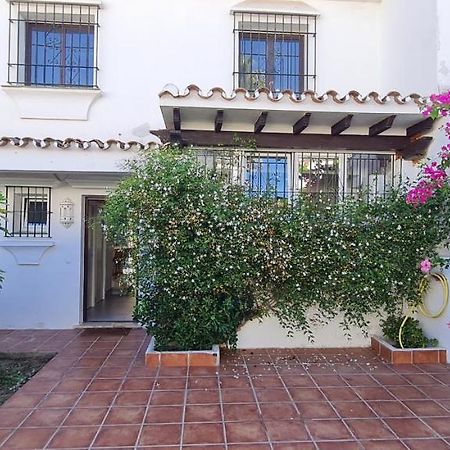 Maison Marbella Proche De La Mer Kültér fotó