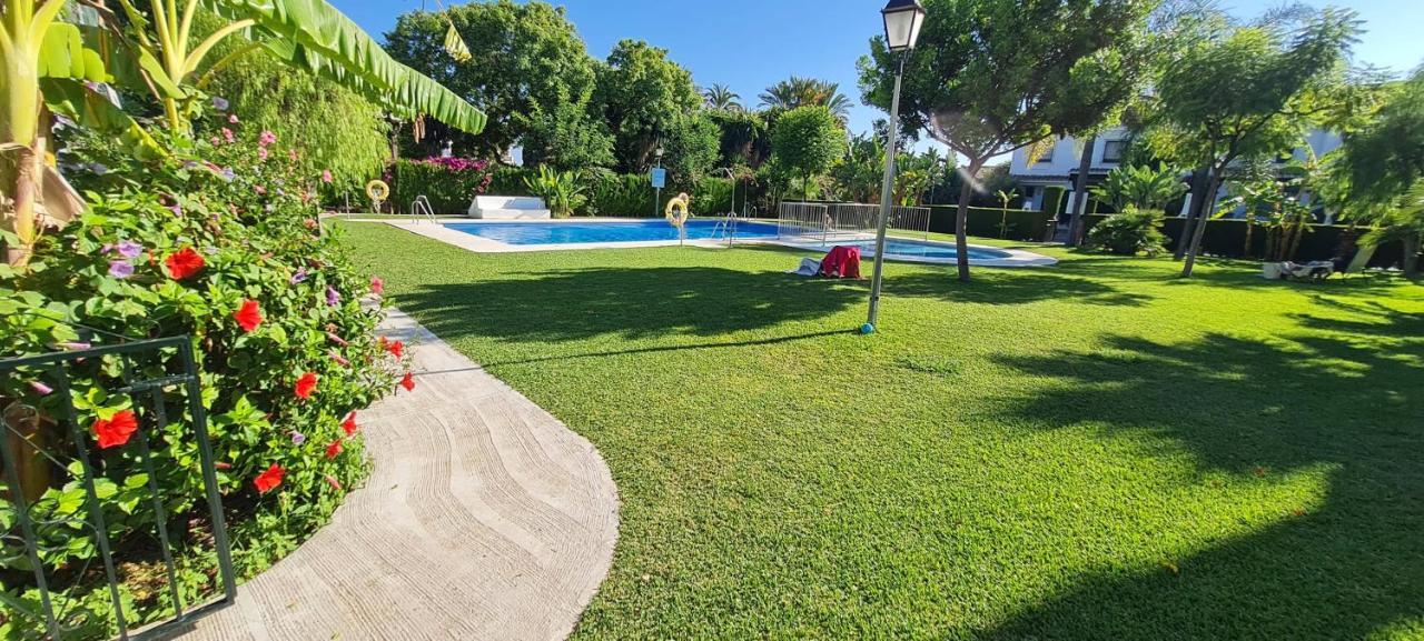 Maison Marbella Proche De La Mer Kültér fotó
