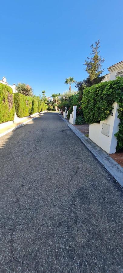 Maison Marbella Proche De La Mer Kültér fotó
